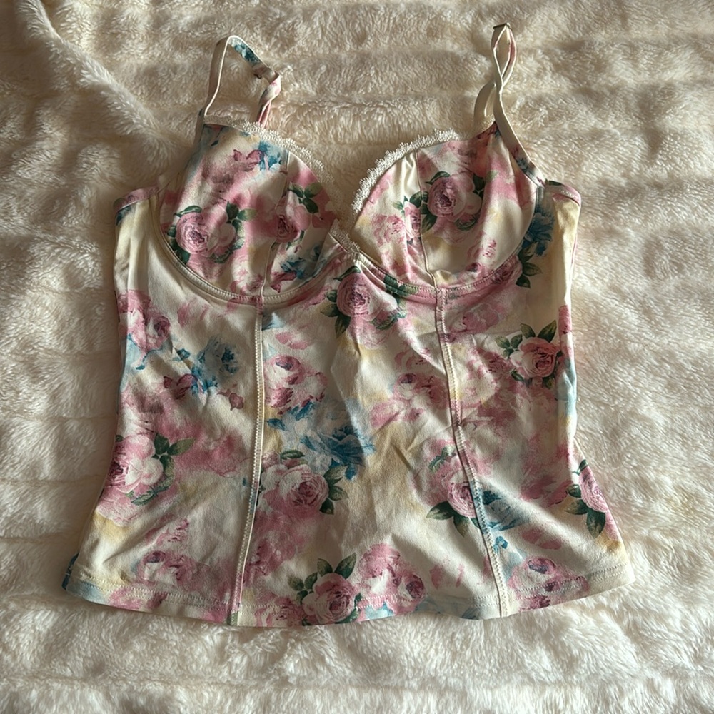 Corset top rose details